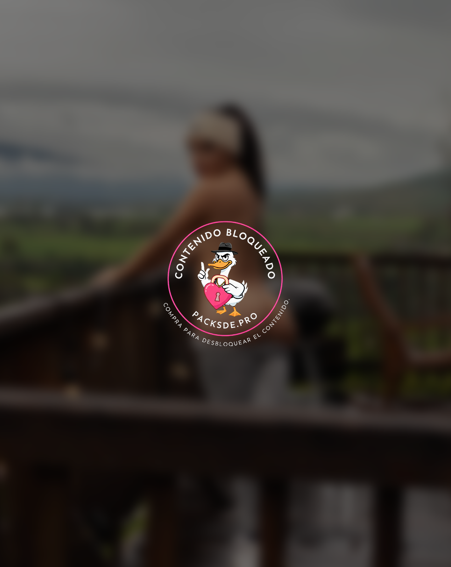 Dulce Soltero Topless