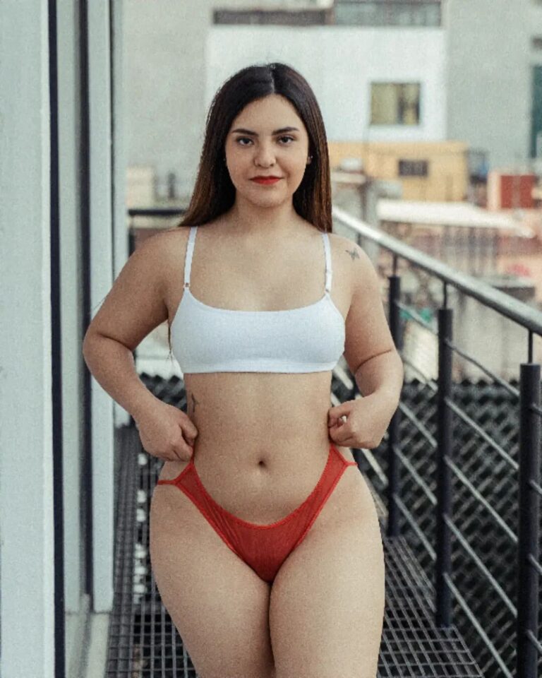 Crystel Zarzoza Nude 5