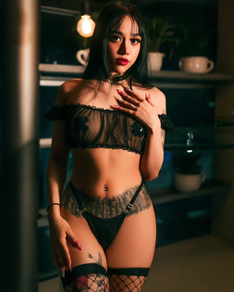 Yekum Nude 3