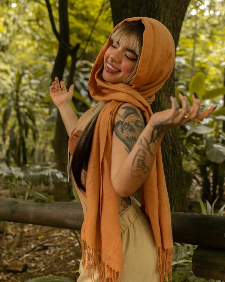 Lua Dyet Nude 2